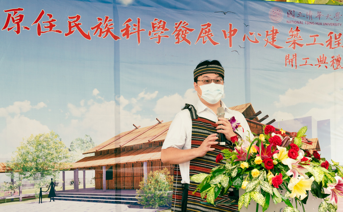 高教司司長朱俊彰代表教育部前來致賀