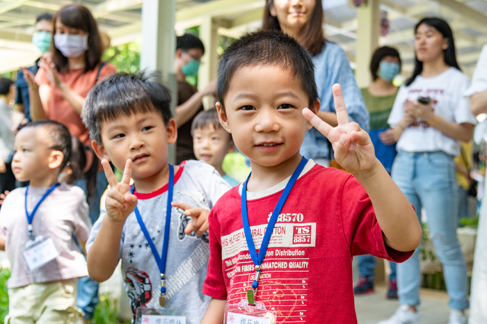 清華幼兒園今天舉辦新生體驗日活動，小朋友們開心玩耍。