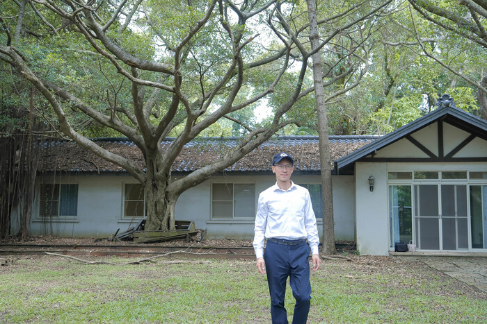 清華大學校長高為元捐出校長宿舍，作為教職員子女幼兒園。