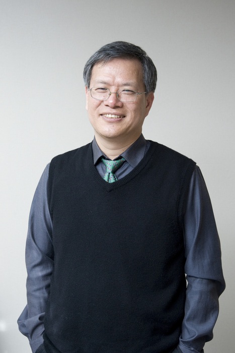 江安世教授